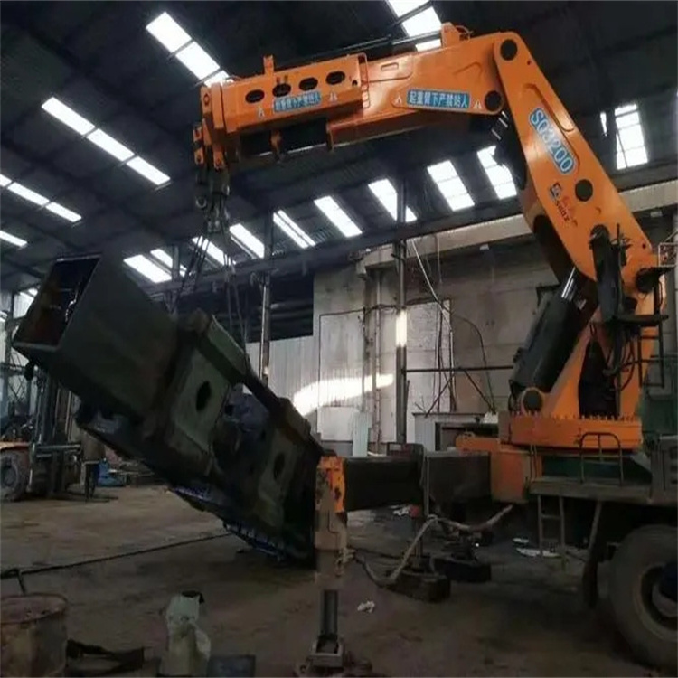 陈场镇200吨折臂吊出租