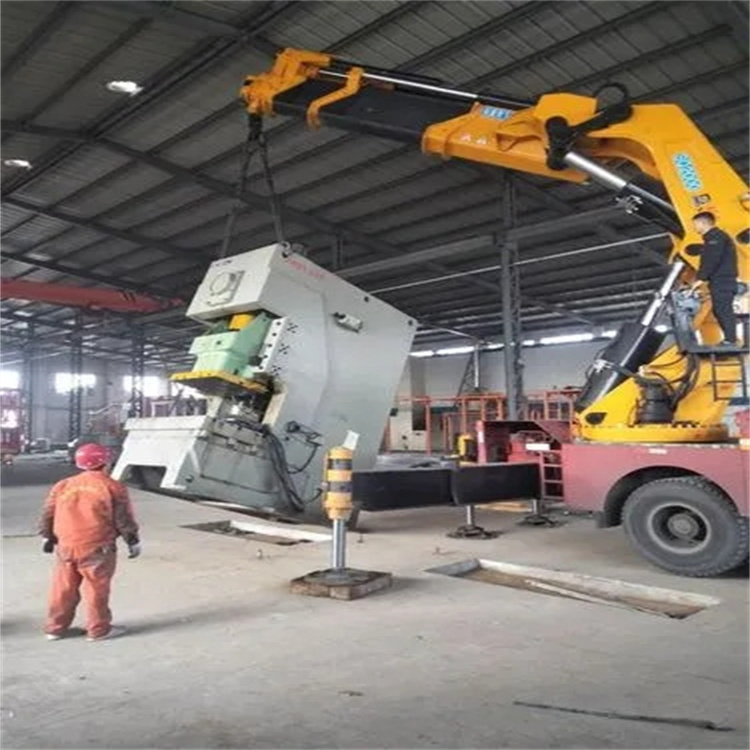 陈场镇80吨折臂吊车出租附近电话