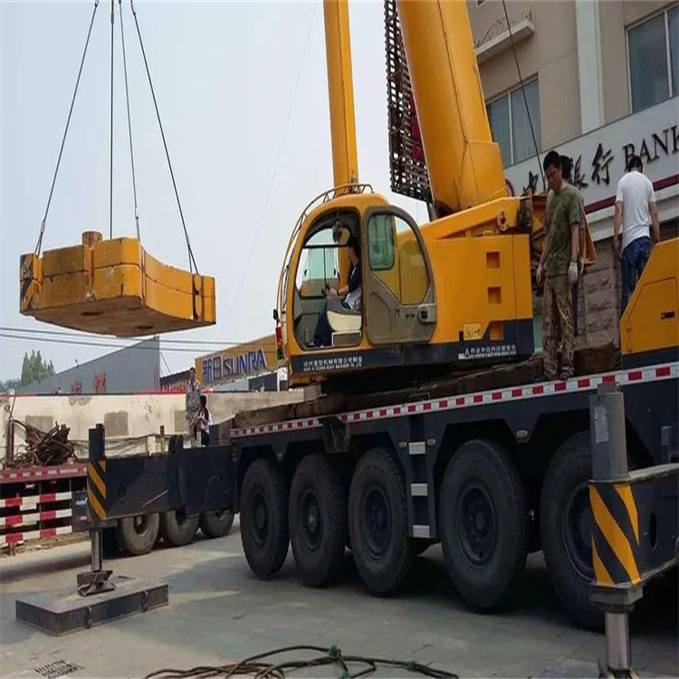 陈场镇当地吊车出租|机器吊装|75吨|工厂搬迁服务